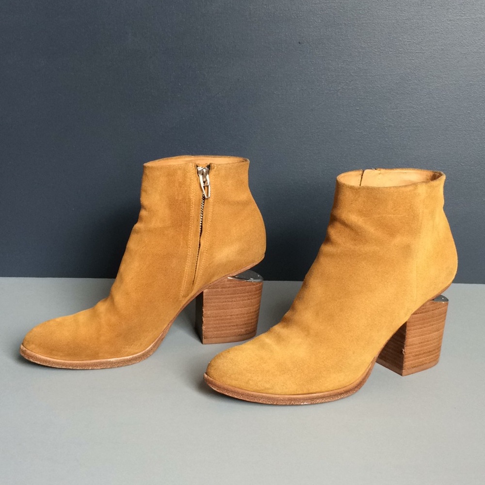 ALEXANDER WANG / Gabi Suede Ankle Boot in Sahara